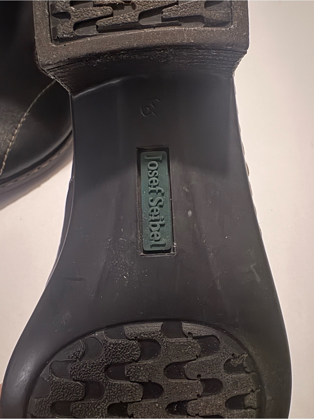 Josef Seibel Black Leather Square Toe Chelsea Ankle Boots 39 - Picture 10 of 14